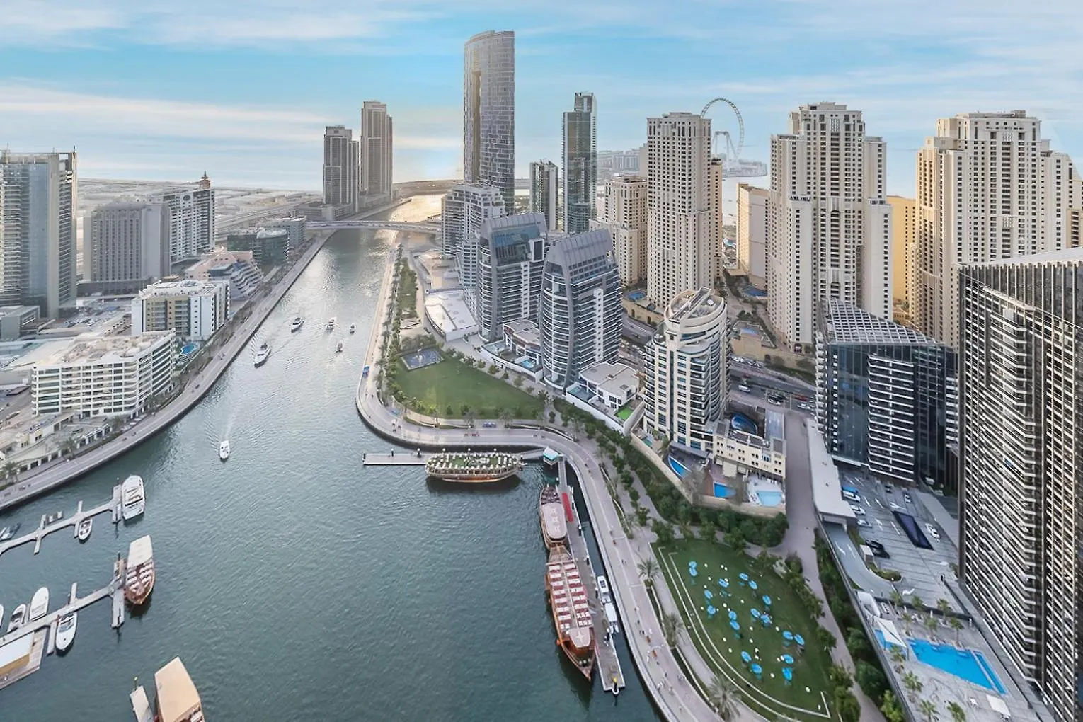 Central Lux Home With Stunning Views On 42Nd Floor Dubai
