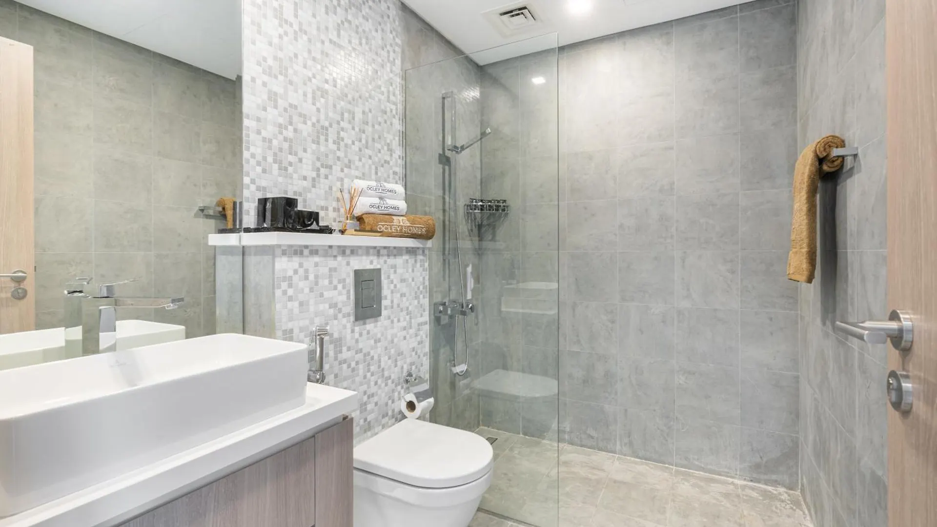 Central Lux Home With Stunning Views On 42Nd Floor Dubai Apartment